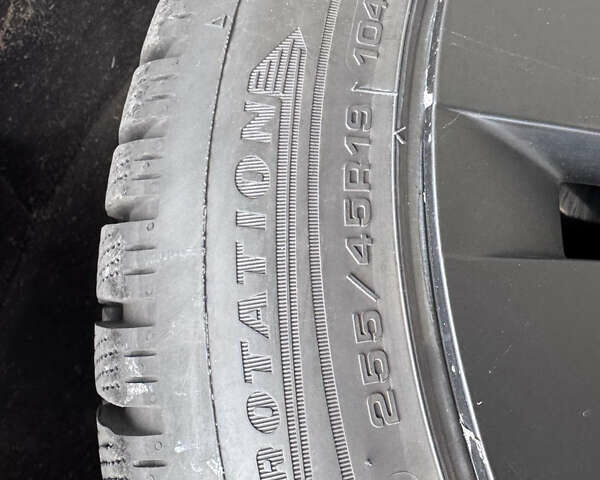 Белый Тесла Model Y, объемом двигателя 0 л и пробегом 29 тыс. км за 29900 $, фото 14 на Automoto.ua