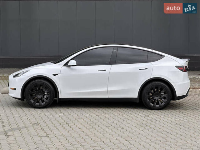 Белый Тесла Model Y, объемом двигателя 0 л и пробегом 41 тыс. км за 29900 $, фото 14 на Automoto.ua