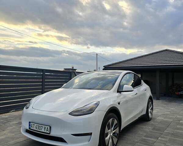 Белый Тесла Model Y, объемом двигателя 0 л и пробегом 42 тыс. км за 26800 $, фото 1 на Automoto.ua