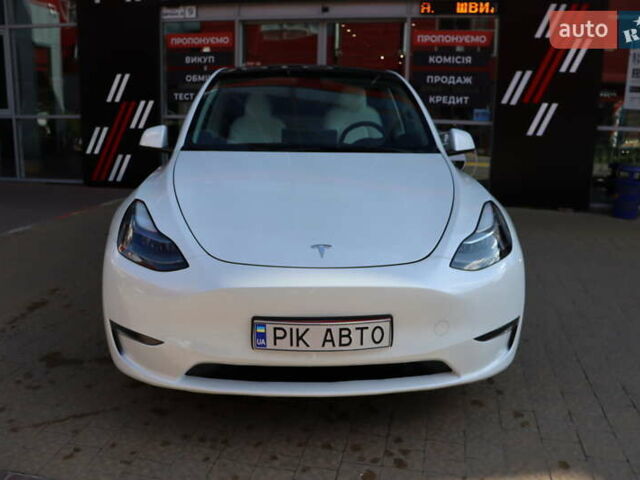 Белый Тесла Model Y, объемом двигателя 0 л и пробегом 34 тыс. км за 27400 $, фото 9 на Automoto.ua