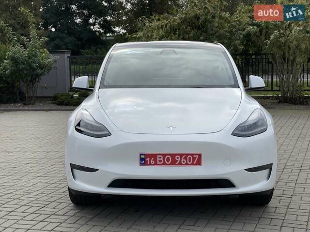 Білий Тесла Model Y, об'ємом двигуна 0 л та пробігом 25 тис. км за 28500 $, фото 5 на Automoto.ua