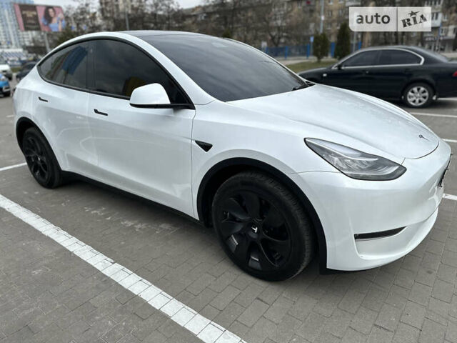 Білий Тесла Model Y, об'ємом двигуна 0 л та пробігом 13 тис. км за 42777 $, фото 15 на Automoto.ua