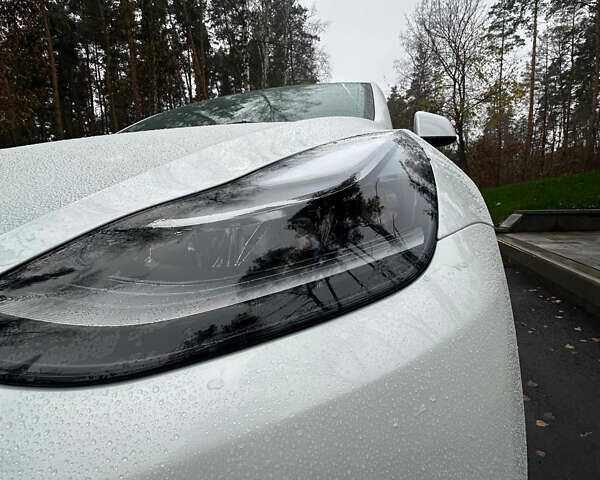Белый Тесла Model Y, объемом двигателя 0 л и пробегом 37 тыс. км за 29990 $, фото 9 на Automoto.ua