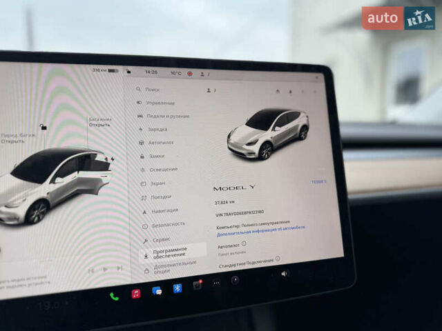 Білий Тесла Model Y, об'ємом двигуна 0 л та пробігом 37 тис. км за 25500 $, фото 23 на Automoto.ua