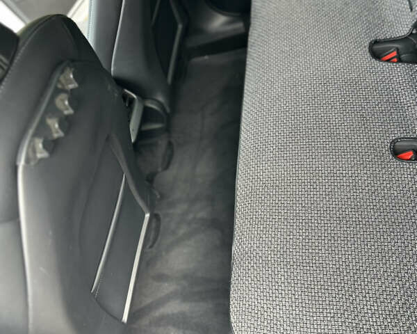 Белый Тесла Model Y, объемом двигателя 0 л и пробегом 18 тыс. км за 28950 $, фото 32 на Automoto.ua