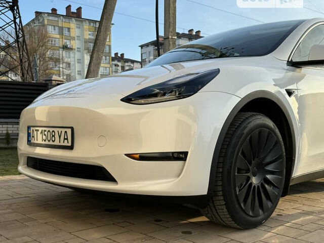 Білий Тесла Model Y, об'ємом двигуна 0 л та пробігом 6 тис. км за 38500 $, фото 4 на Automoto.ua