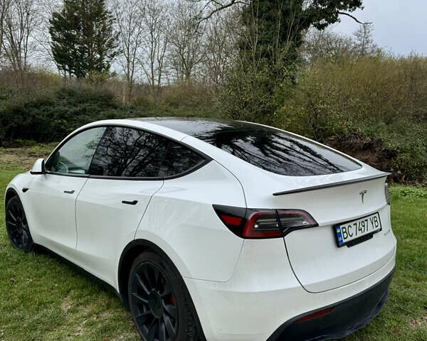 Белый Тесла Model Y, объемом двигателя 0 л и пробегом 35 тыс. км за 28800 $, фото 6 на Automoto.ua