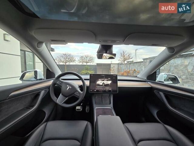 Белый Тесла Model Y, объемом двигателя 0 л и пробегом 42 тыс. км за 26800 $, фото 18 на Automoto.ua