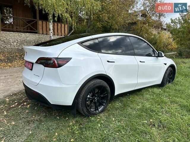 Тесла Model Y 2023 в Тернополе на Automoto.ua Белый Тесла Model Y, объемом двигателя 0 л и пробегом 44 тыс. км за 28700 $, фото 37 на Automoto.ua