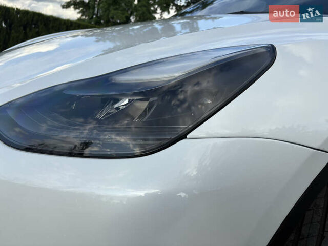 Белый Тесла Model Y, объемом двигателя 0 л и пробегом 38 тыс. км за 28400 $, фото 10 на Automoto.ua