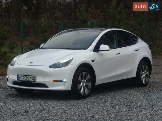 Белый Тесла Model Y, объемом двигателя 0 л и пробегом 39 тыс. км за 26800 $, фото 3 на Automoto.ua