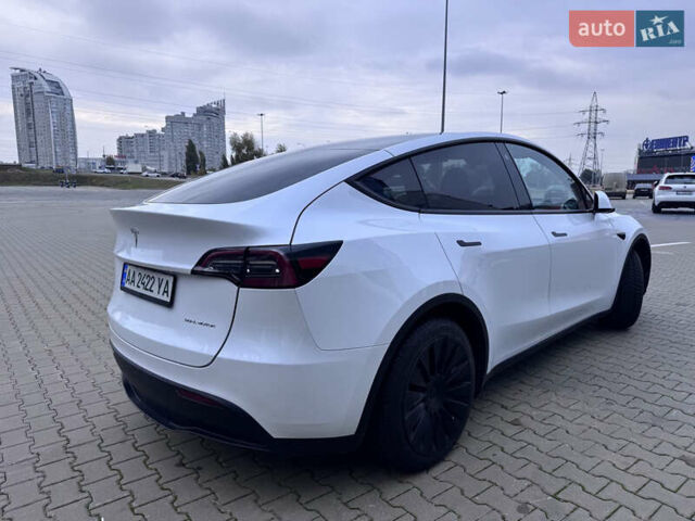 Белый Тесла Model Y, объемом двигателя 0 л и пробегом 29 тыс. км за 29900 $, фото 5 на Automoto.ua