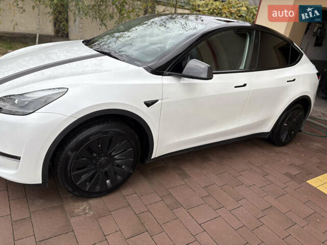 Тесла Model Y 2023 в Новояворовск на Automoto.ua Белый Тесла Model Y, объемом двигателя 0 л и пробегом 41 тыс. км за 28300 $, фото 4 на Automoto.ua