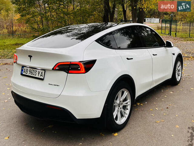 Белый Тесла Model Y, объемом двигателя 0 л и пробегом 34 тыс. км за 31400 $, фото 2 на Automoto.ua