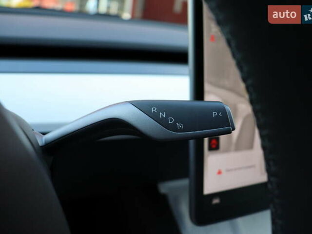 Белый Тесла Model Y, объемом двигателя 0 л и пробегом 34 тыс. км за 27400 $, фото 18 на Automoto.ua