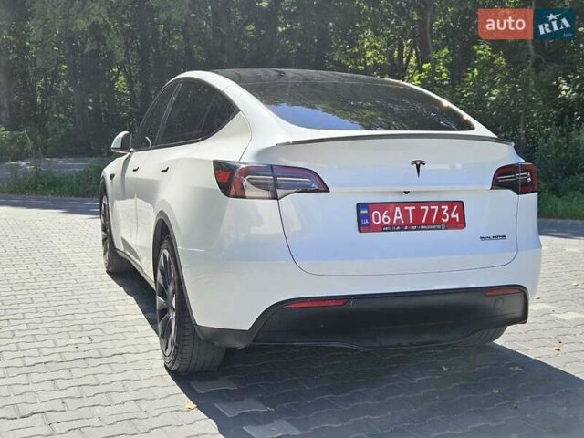 Белый Тесла Model Y, объемом двигателя 0 л и пробегом 108 тыс. км за 24600 $, фото 12 на Automoto.ua