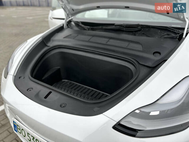 Белый Тесла Model Y, объемом двигателя 0 л и пробегом 38 тыс. км за 29950 $, фото 25 на Automoto.ua