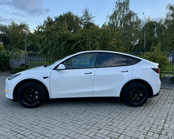 Тесла Model Y 2023 в Львове на Automoto.ua Белый Тесла Model Y, объемом двигателя 0 л и пробегом 48 тыс. км за 28900 $, фото 19 на Automoto.ua