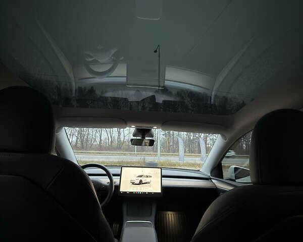 Белый Тесла Model Y, объемом двигателя 0 л и пробегом 37 тыс. км за 28500 $, фото 7 на Automoto.ua