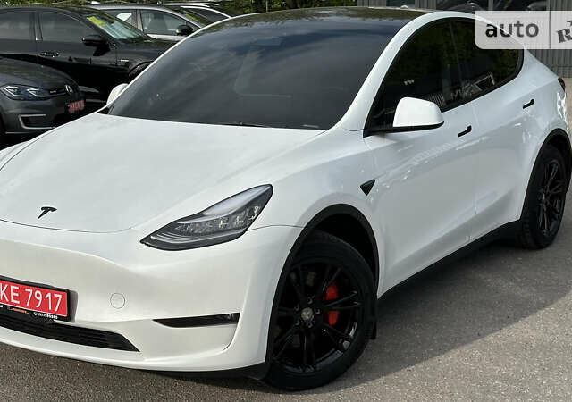 Белый Тесла Model Y, объемом двигателя 0 л и пробегом 22 тыс. км за 37900 $, фото 2 на Automoto.ua