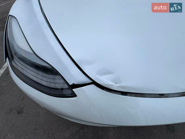 Білий Тесла Model Y, об'ємом двигуна 0 л та пробігом 50 тис. км за 21900 $, фото 6 на Automoto.ua