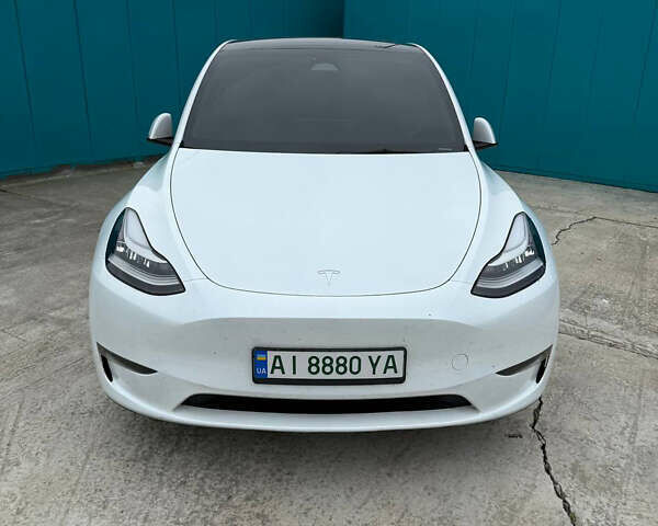 Білий Тесла Model Y, об'ємом двигуна 0 л та пробігом 47 тис. км за 32500 $, фото 1 на Automoto.ua