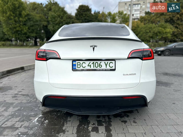 Белый Тесла Model Y, объемом двигателя 0 л и пробегом 18 тыс. км за 28950 $, фото 6 на Automoto.ua