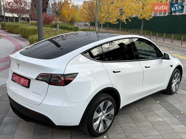Белый Тесла Model Y, объемом двигателя 0 л и пробегом 25 тыс. км за 32500 $, фото 5 на Automoto.ua