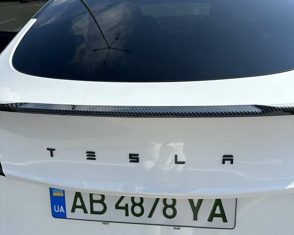 Білий Тесла Model Y, об'ємом двигуна 0 л та пробігом 75 тис. км за 33500 $, фото 11 на Automoto.ua