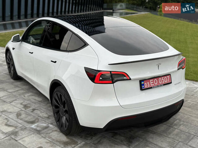 Белый Тесла Model Y, объемом двигателя 0 л и пробегом 45 тыс. км за 35500 $, фото 23 на Automoto.ua