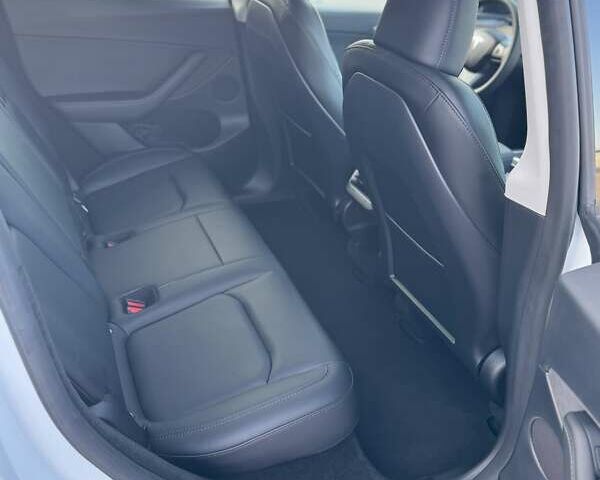 Белый Тесла Model Y, объемом двигателя 0 л и пробегом 35 тыс. км за 27500 $, фото 15 на Automoto.ua