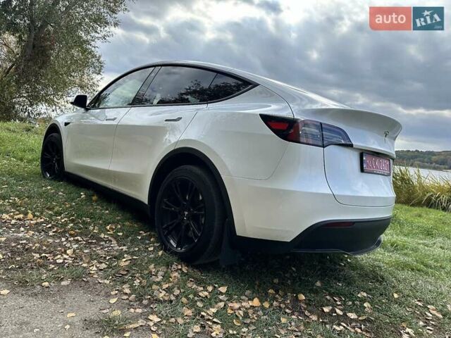 Тесла Model Y 2023 в Тернополе на Automoto.ua Белый Тесла Model Y, объемом двигателя 0 л и пробегом 44 тыс. км за 28700 $, фото 33 на Automoto.ua