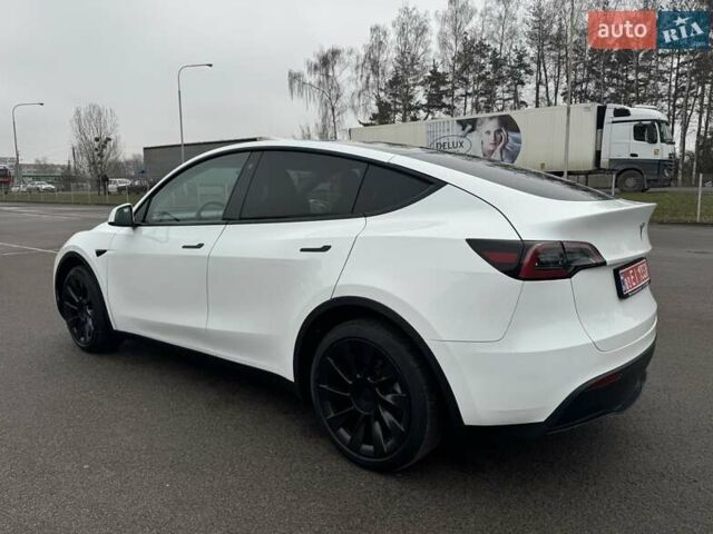 Белый Тесла Model Y, объемом двигателя 0 л и пробегом 59 тыс. км за 31490 $, фото 7 на Automoto.ua