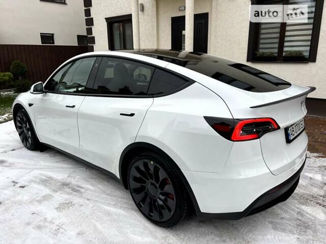 Белый Тесла Model Y, объемом двигателя 0 л и пробегом 25 тыс. км за 42500 $, фото 9 на Automoto.ua