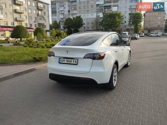 Белый Тесла Model Y, объемом двигателя 0 л и пробегом 31 тыс. км за 25500 $, фото 8 на Automoto.ua
