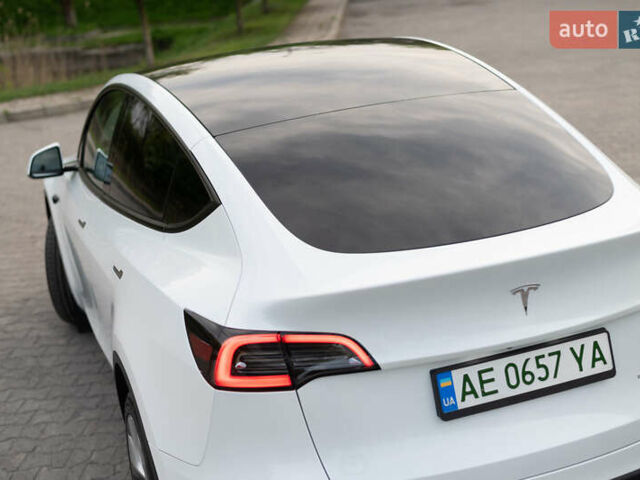 Белый Тесла Model Y, объемом двигателя 0 л и пробегом 4 тыс. км за 38500 $, фото 28 на Automoto.ua
