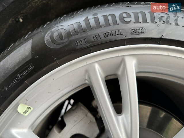 Белый Тесла Model Y, объемом двигателя 0 л и пробегом 39 тыс. км за 27200 $, фото 14 на Automoto.ua