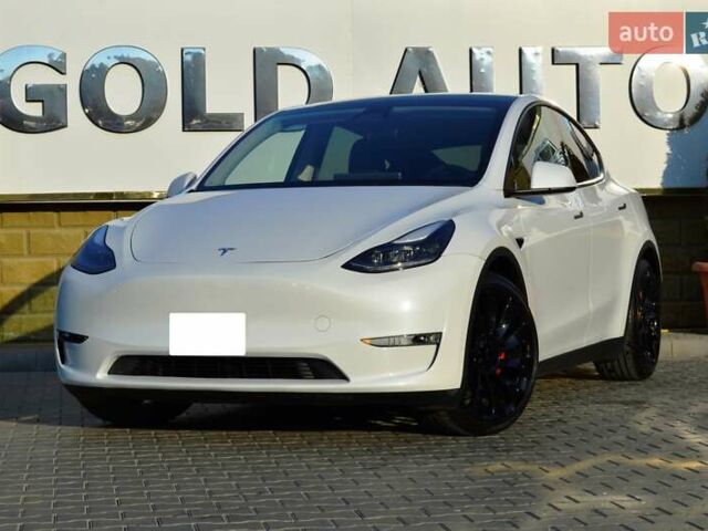 Белый Тесла Model Y, объемом двигателя 0 л и пробегом 10 тыс. км за 34500 $, фото 6 на Automoto.ua
