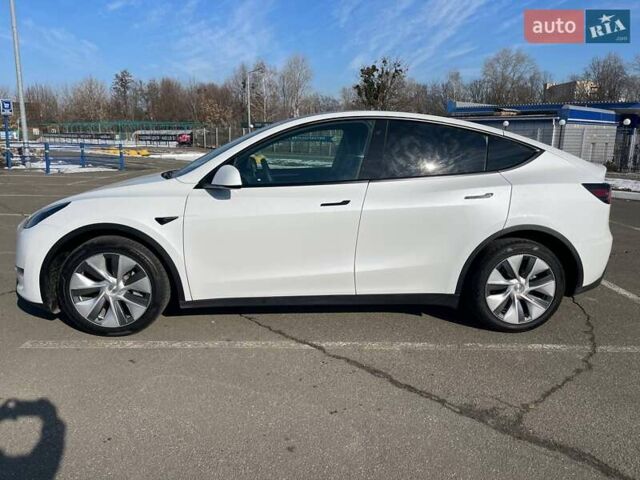 Белый Тесла Model Y, объемом двигателя 0 л и пробегом 30 тыс. км за 34500 $, фото 3 на Automoto.ua