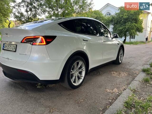 Белый Тесла Model Y, объемом двигателя 0 л и пробегом 33 тыс. км за 29800 $, фото 9 на Automoto.ua