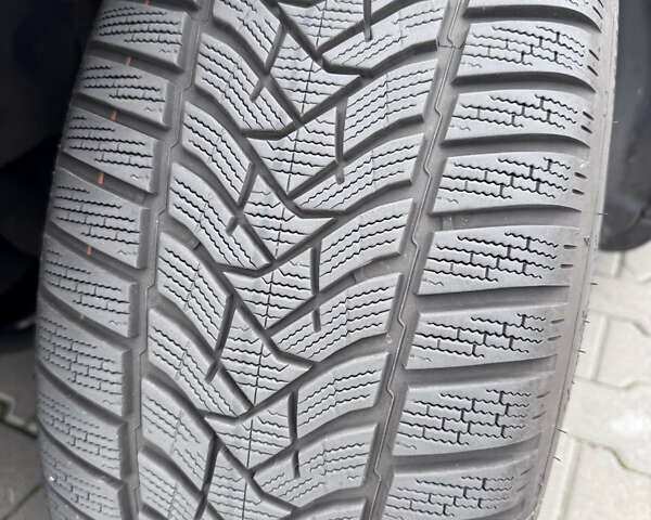 Белый Тесла Model Y, объемом двигателя 0 л и пробегом 29 тыс. км за 29900 $, фото 13 на Automoto.ua