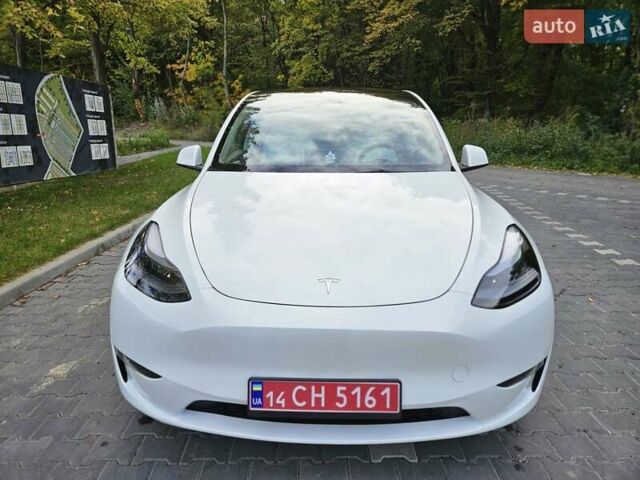 Тесла Model Y 2023 в Тернополе на Automoto.ua Белый Тесла Model Y, объемом двигателя 0 л и пробегом 36 тыс. км за 28000 $, фото 2 на Automoto.ua