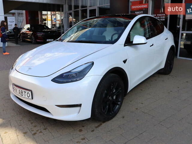 Белый Тесла Model Y, объемом двигателя 0 л и пробегом 34 тыс. км за 27400 $, фото 1 на Automoto.ua