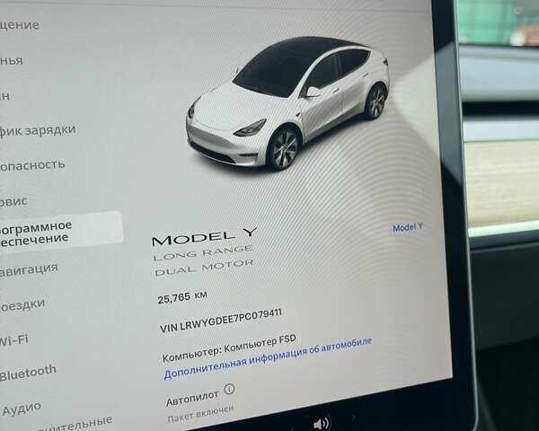 Білий Тесла Model Y, об'ємом двигуна 0 л та пробігом 25 тис. км за 28500 $, фото 30 на Automoto.ua