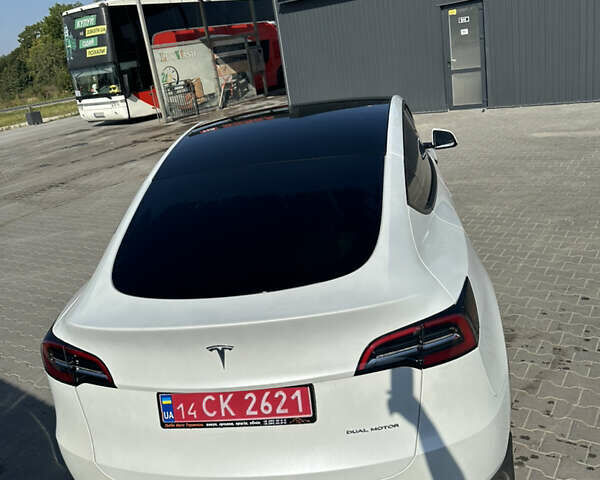 Білий Тесла Model Y, об'ємом двигуна 0 л та пробігом 43 тис. км за 29500 $, фото 14 на Automoto.ua