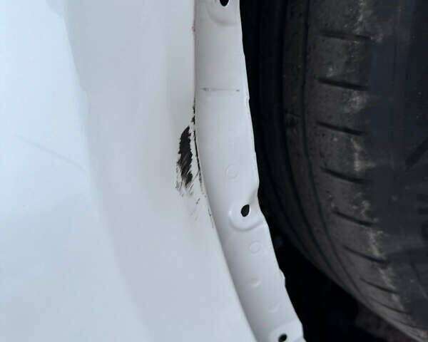 Білий Тесла Model Y, об'ємом двигуна 0 л та пробігом 50 тис. км за 21900 $, фото 12 на Automoto.ua