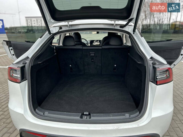 Белый Тесла Model Y, объемом двигателя 0 л и пробегом 38 тыс. км за 29950 $, фото 22 на Automoto.ua
