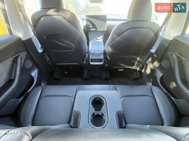 Белый Тесла Model Y, объемом двигателя 0 л и пробегом 68 тыс. км за 25900 $, фото 11 на Automoto.ua