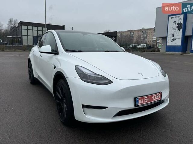 Белый Тесла Model Y, объемом двигателя 0 л и пробегом 59 тыс. км за 31490 $, фото 1 на Automoto.ua