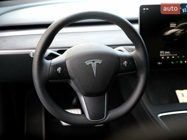 Белый Тесла Model Y, объемом двигателя 0 л и пробегом 25 тыс. км за 35499 $, фото 38 на Automoto.ua